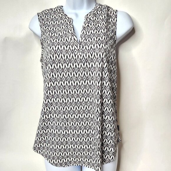 Eddie Bauer Women's Size XS Top Stretch Sleeveless - Picture 1 of 5